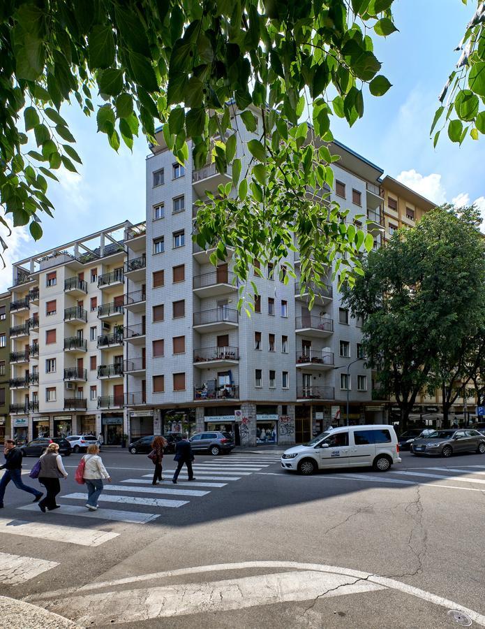 Eleganti Suite In Piazzale Lagosta Milan Extérieur photo